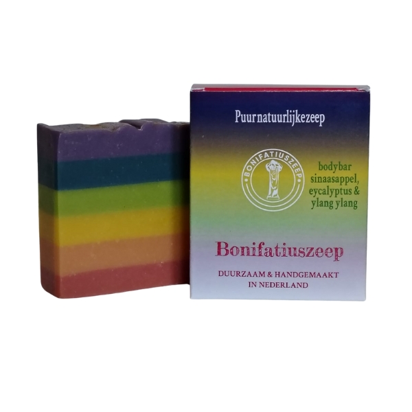 Rainbow Warrior regenboogzeep